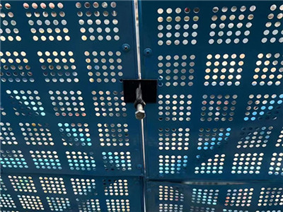 爬架网图片2